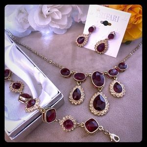 Lovely complete set of  costume Trifari jewel set